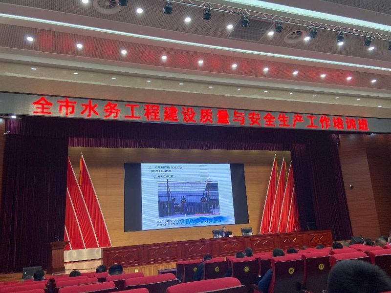 學思踐悟 筑牢根基